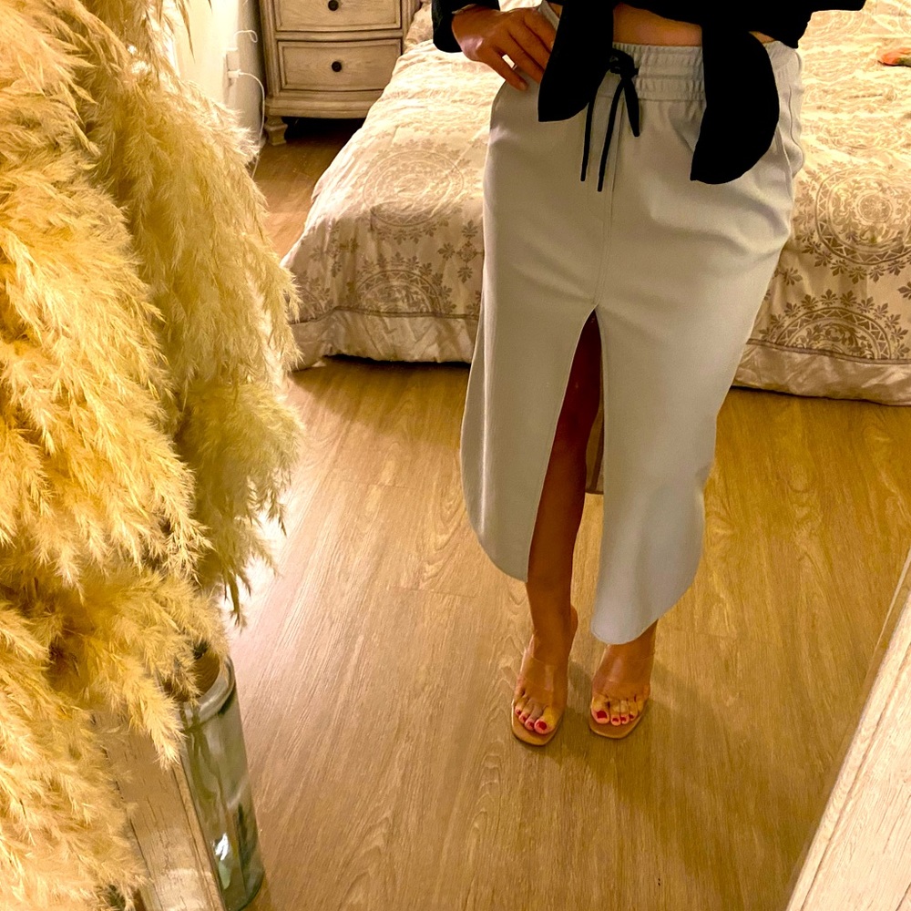 Zara midi skirt (neoprene)